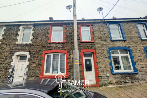 Brynmair Road, Aberdare, South Glamorgan 3 bed terraced house for sale