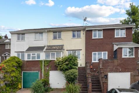 Lower Road, Malvern, Worcestershire... 3 bed terraced house for sale