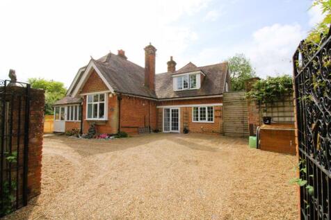 Chipstead 5 bed detached house for sale