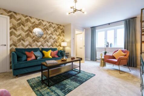 2 bedroom semi-detached house for sale