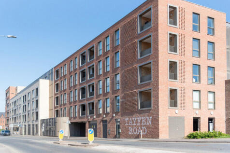 20 bedroom flat for sale