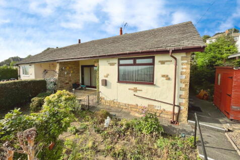 Carr Lane,Riddlesden,Keighley,BD20 5HP 2 bed semi