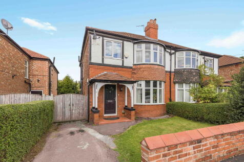 3 bedroom semi-detached house for sale