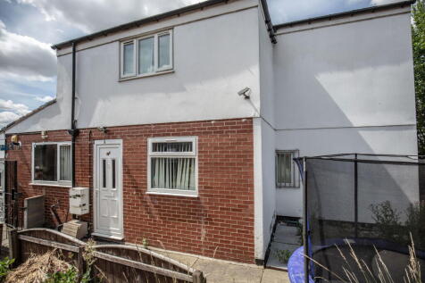 2 bedroom ground floor flat for sale