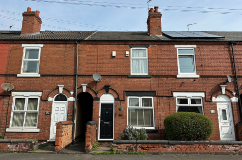 2 bedroom terraced house for sale