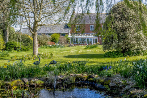 Holly Ball Lane, Exeter, EX5 5 bed detached house for sale