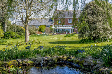 Holly Ball Lane, Exeter, EX5 5 bed detached house for sale
