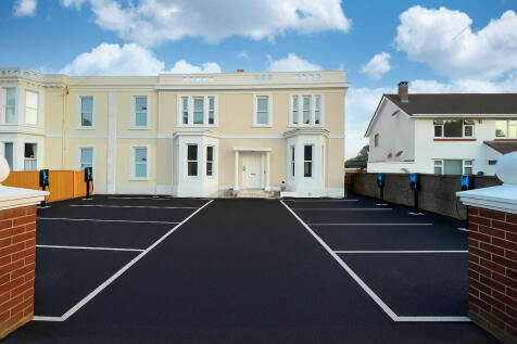 Ellenborough Park South, Weston Super... 15 bed block of apartments for sale