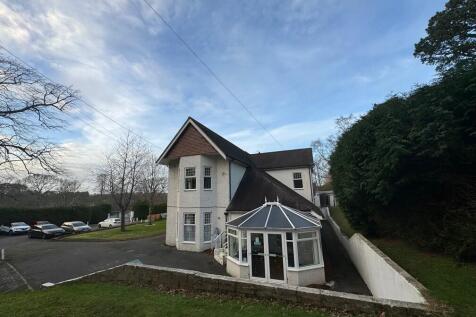 Detached house for sale