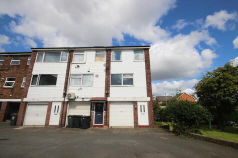 2 bedroom maisonette for sale