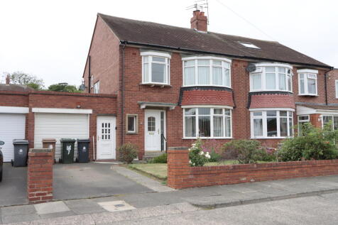 West Dene Drive, North Shields, Tyne... 3 bed semi