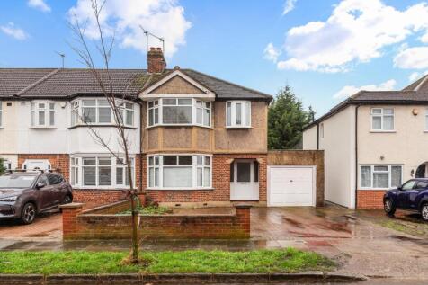 Glenthorpe Road, Morden 3 bed end of terrace house for sale