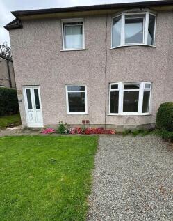 3 bedroom ground floor flat for sale