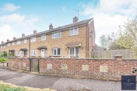 3 bedroom end of terrace house for sale