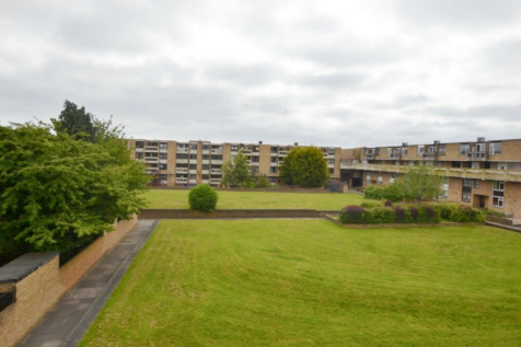 Wellington Walk, Washington NE37 3 bed maisonette for sale