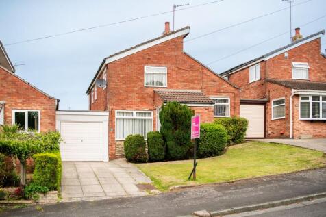 4 bedroom link detached house for sale