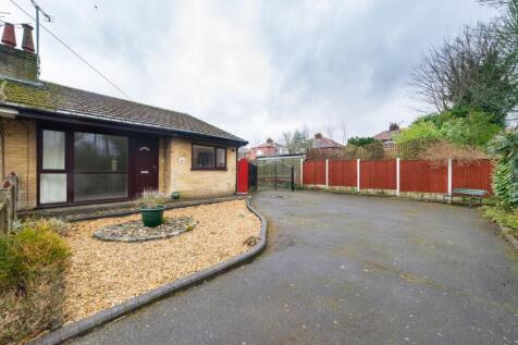 2 bedroom semi-detached bungalow for sale
