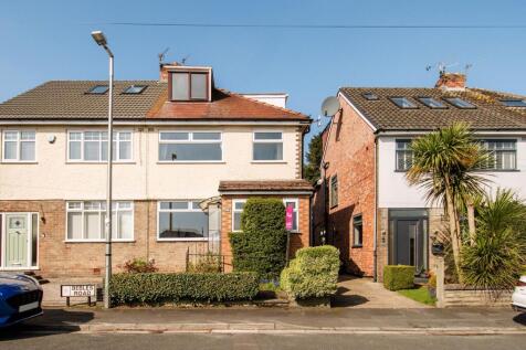 4 bedroom semi-detached house for sale