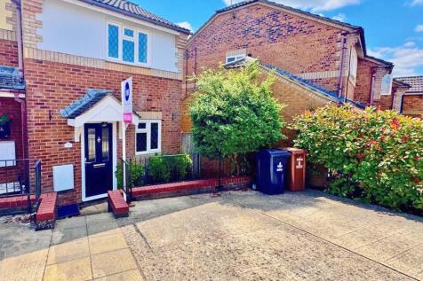 Wheatlands, Stevenage 2 bed end of terrace house for sale