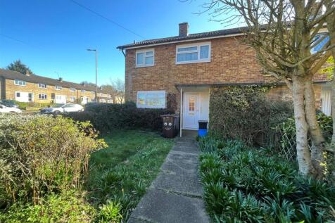 Broadwater Crescent, Stevenage 2 bed end of terrace house for sale