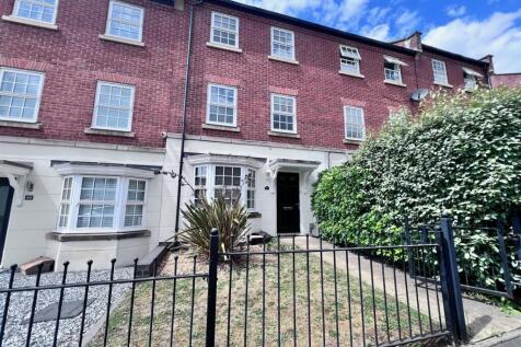 Nether Hall Avenue, Birmingham B43 3 bed townhouse for sale