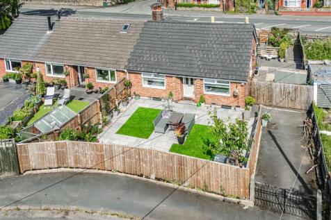 2 bedroom end of terrace house for sale