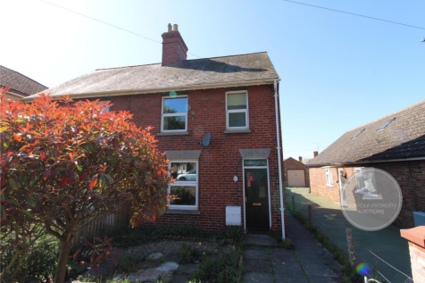 Hunstanton Road, Dersingham, King's... 3 bed semi
