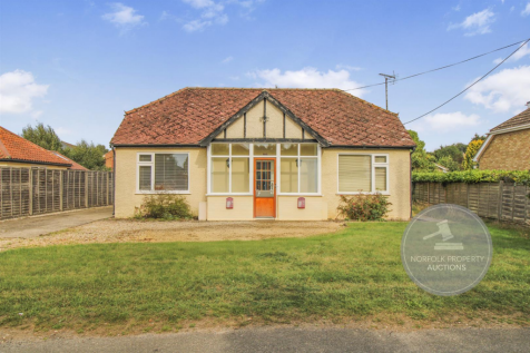 2 bedroom detached bungalow for sale