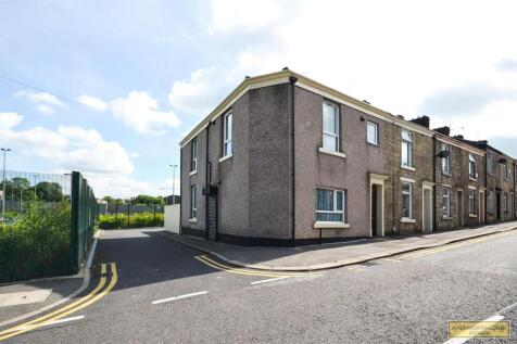 5 bedroom house for sale