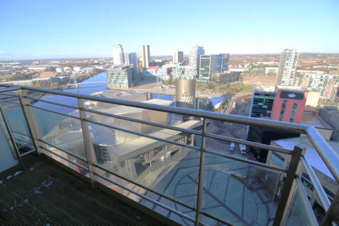 Imperial Point, The Quays, Salford... 2 bed apartment for sale