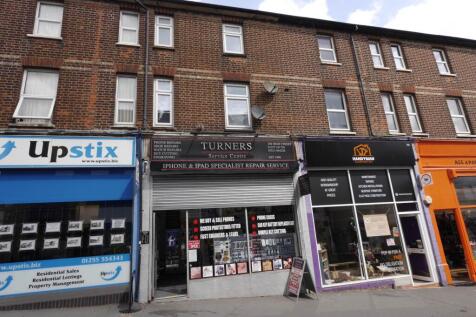 3 bedroom maisonette for sale