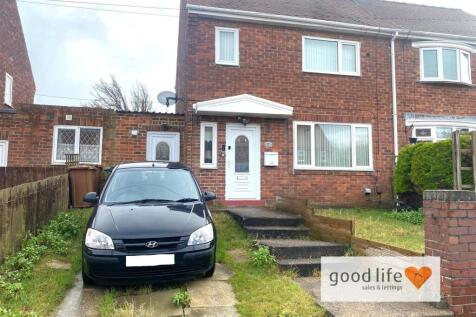 2 bedroom semi-detached house for sale