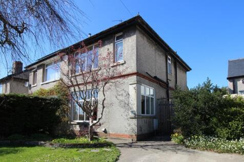 Beechthorpe Avenue, Waddington... 3 bed semi