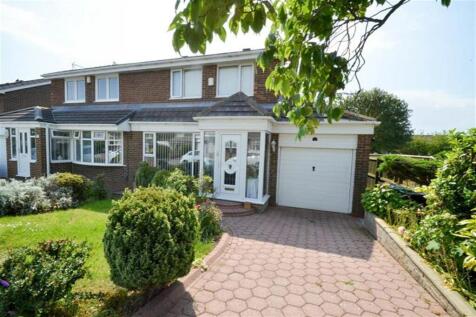 3 bedroom semi-detached house for sale