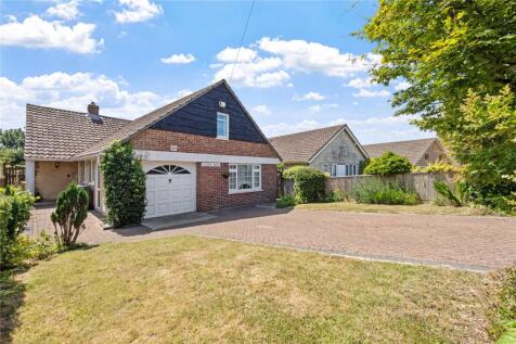 Preston, Weymouth, Dorset 3 bed bungalow for sale