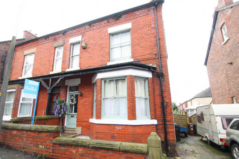 5 bedroom semi-detached house for sale