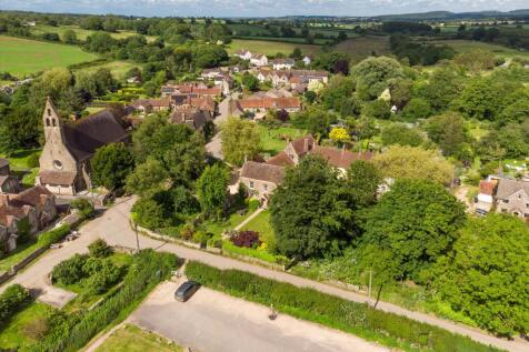 6 bedroom village house for sale
