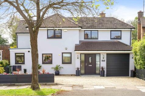 5 bedroom detached house for sale