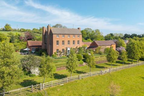 8 bedroom detached house for sale