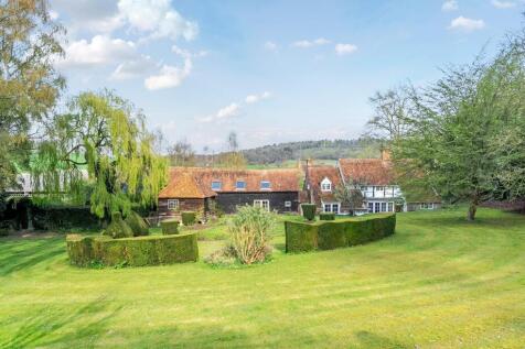 4 bedroom farm house for sale