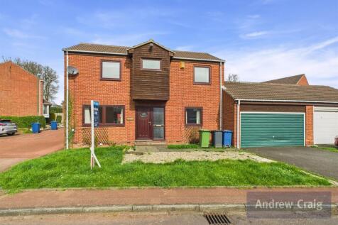 Mitchell Gardens, South Shields 4 bed detached house for sale