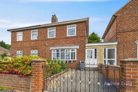 Russell Avenue, South Shields 3 bed semi