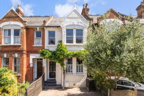 4 bedroom terraced house for sale