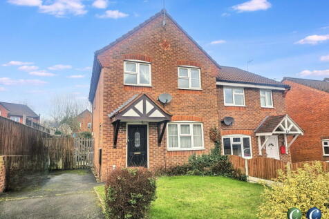 Ravenhill Close, Brereton, Rugeley... 3 bed semi