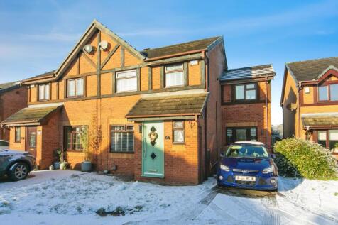 4 bedroom semi-detached house for sale
