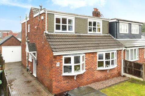 4 bedroom semi-detached bungalow for sale