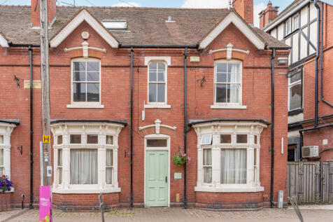 High Street, Kinver, Staffordshire, DY7 4 bed terraced house for sale