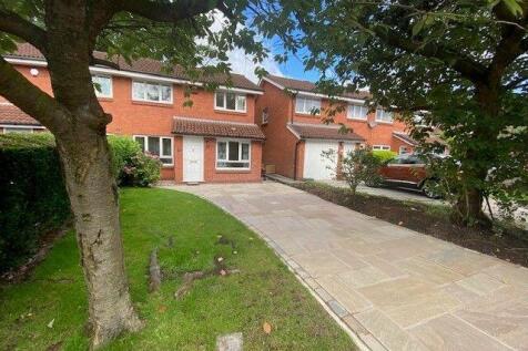 Suffolk Drive, Wilmslow, SK9 3 bed semi
