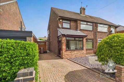 3 bedroom semi-detached house for sale