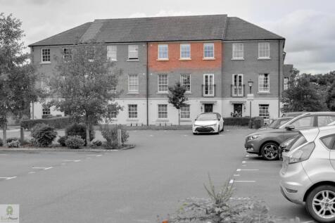 Potters Court St. Georges Parkway... 2 bed apartment for sale